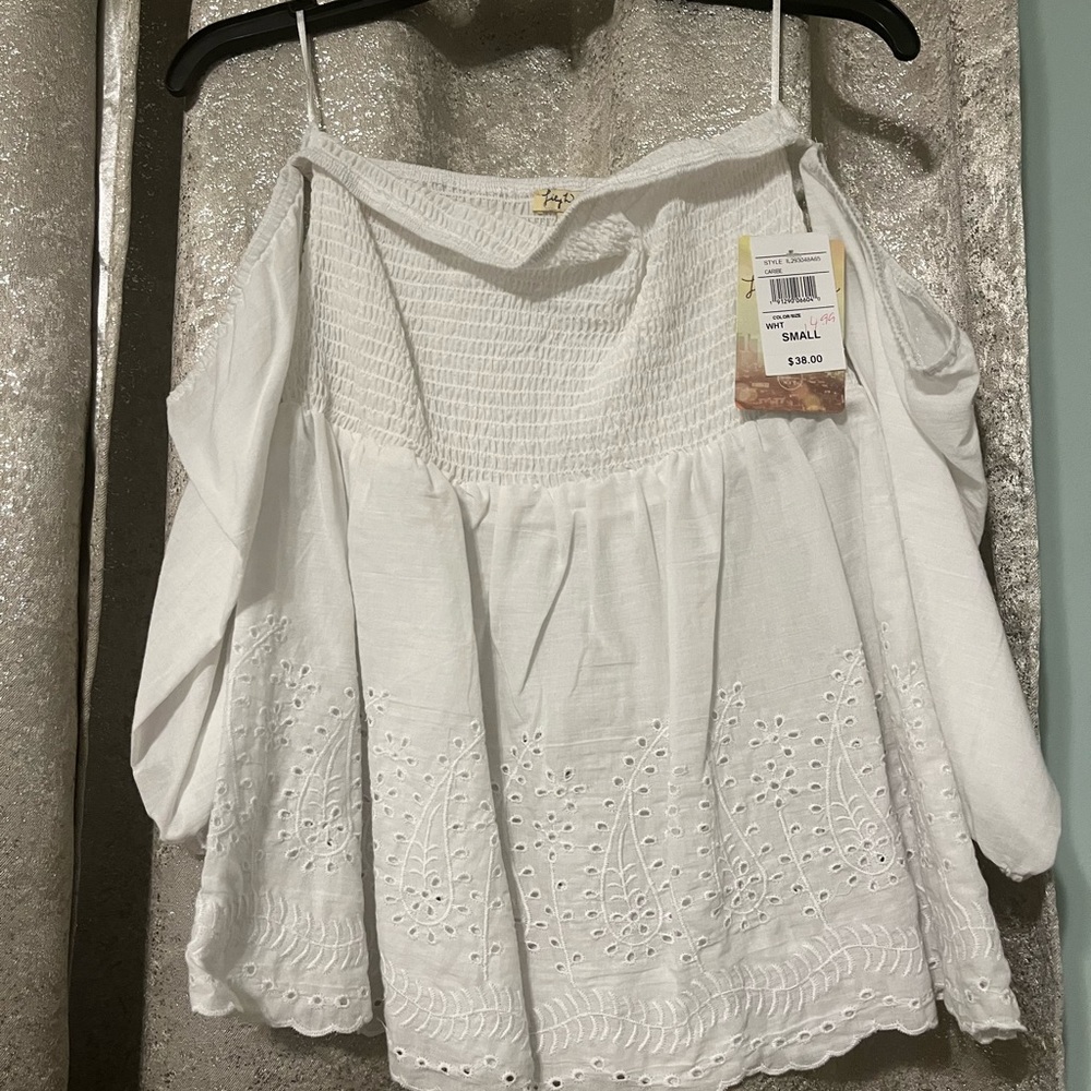 Never worn.